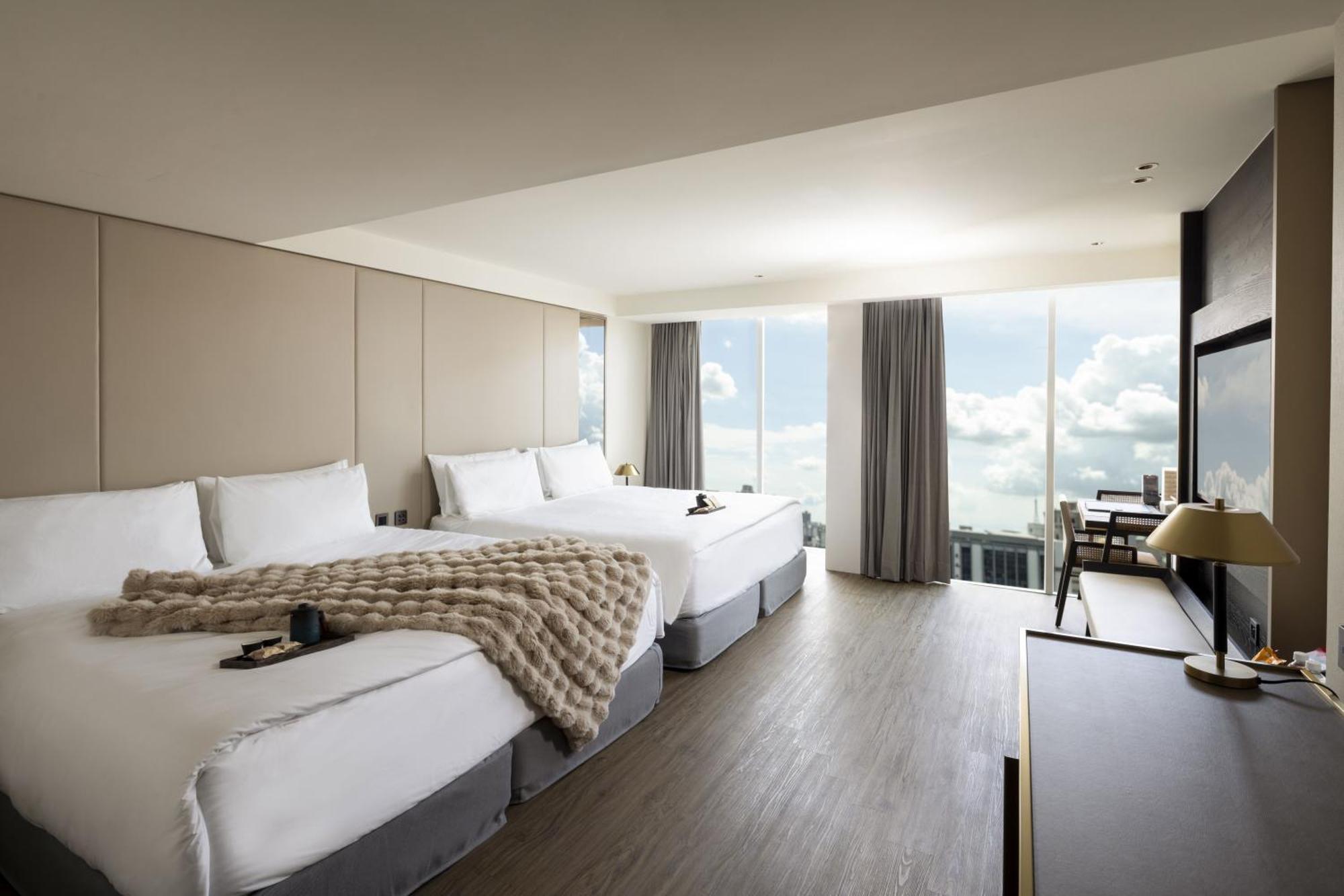 Voyage Kaohsiung By Cosmos Oasis Otel Dış mekan fotoğraf