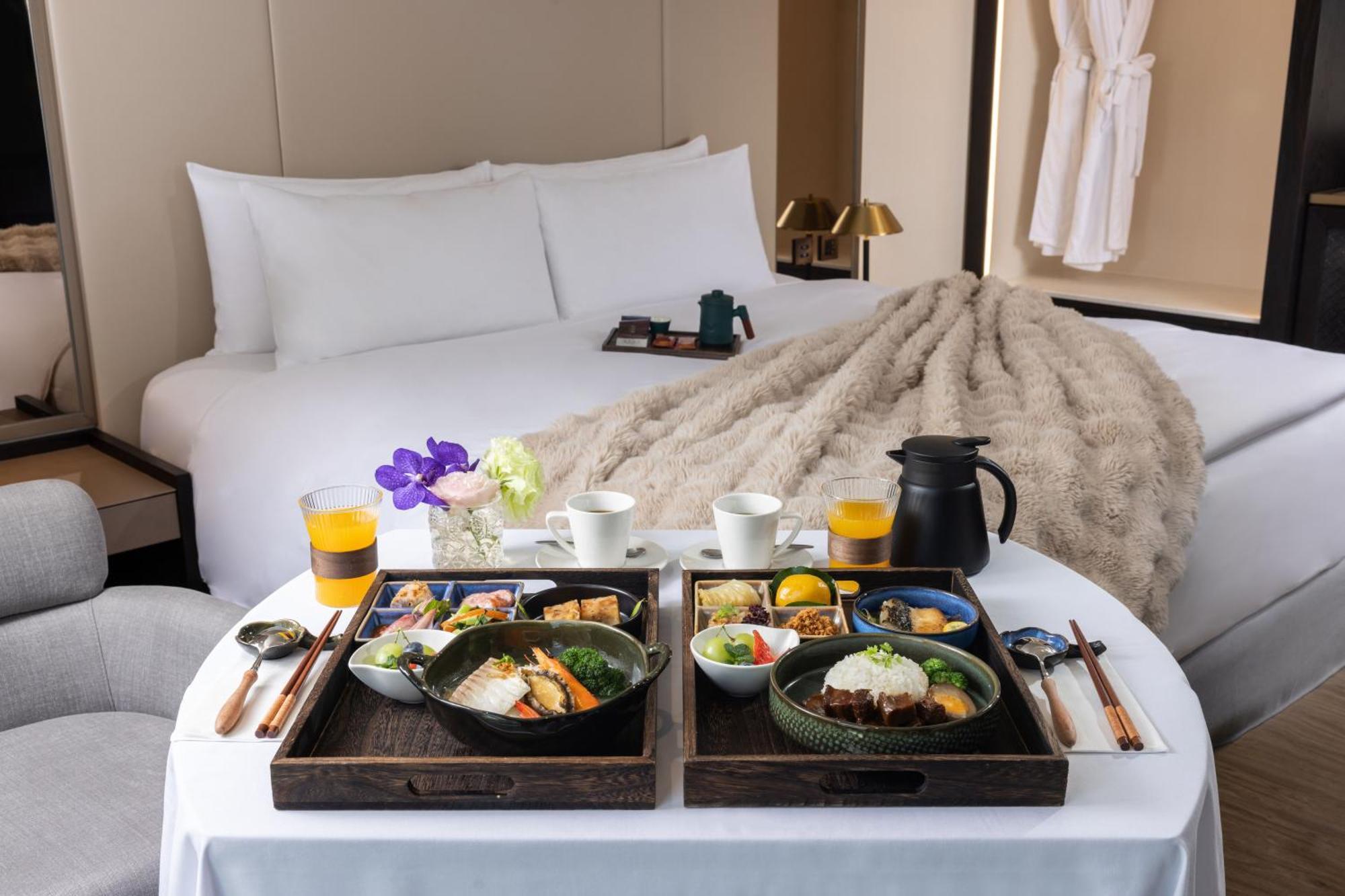 Voyage Kaohsiung By Cosmos Oasis Otel Dış mekan fotoğraf